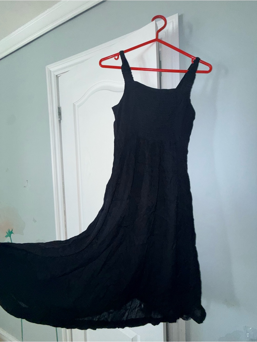 Classic Black Sleeveless Women’s Dress - Picture 2 of 2